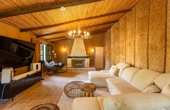 Image No.19-6 Bed Villa for sale