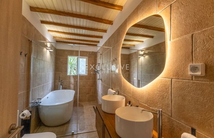 Image No.23-6 Bed Villa for sale