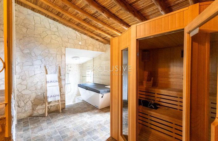 Image No.24-6 Bed Villa for sale