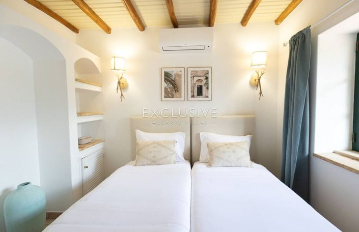 Image No.6-6 Bed Villa for sale