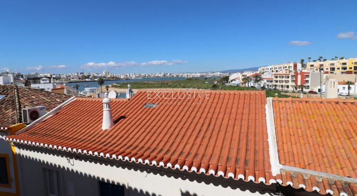 Image No.15-3 Bed Villa for sale