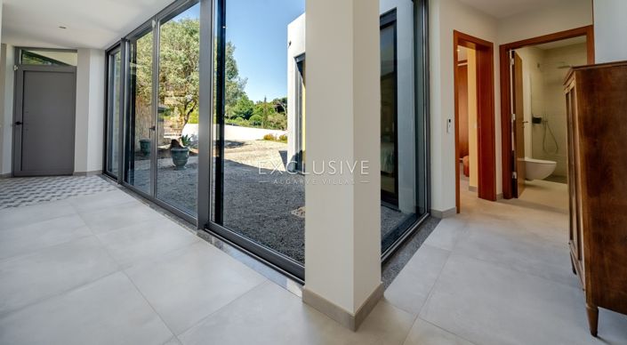 Image No.22-4 Bed Villa for sale