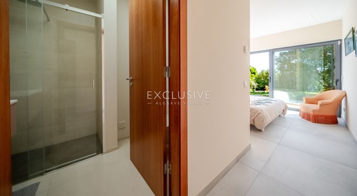 Image No.27-4 Bed Villa for sale