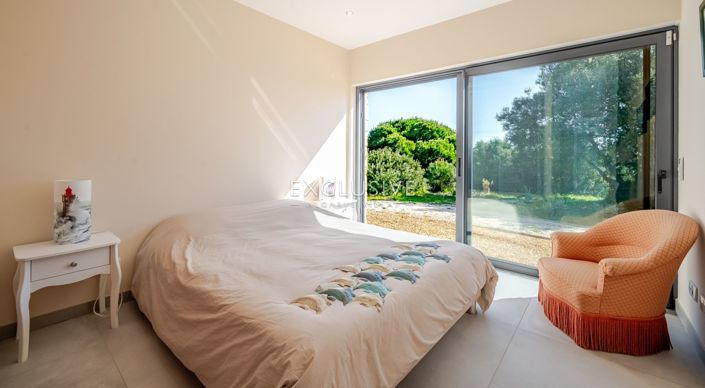 Image No.29-4 Bed Villa for sale