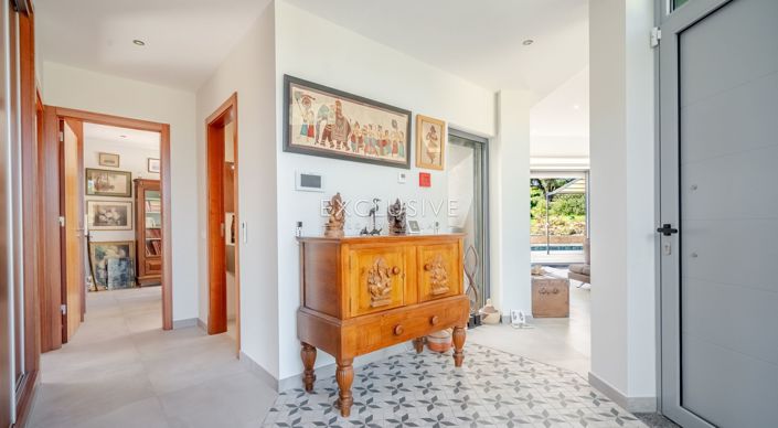 Image No.8-4 Bed Villa for sale