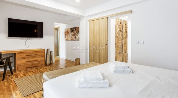 Image No.15-3 Bed Villa for sale