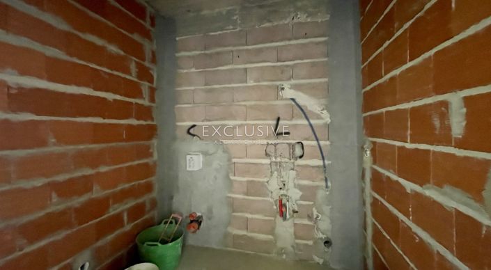 Image No.13-2 Bed Apartment for sale