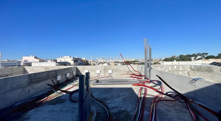 Image No.9-2 Bed Apartment for sale