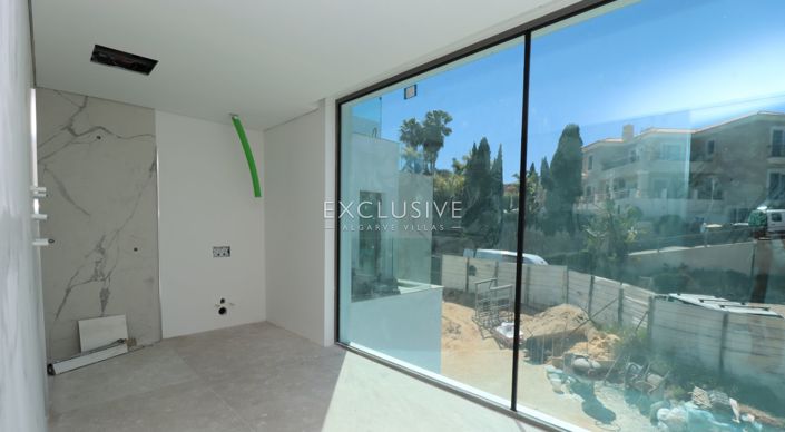 Image No.16-4 Bed Villa for sale