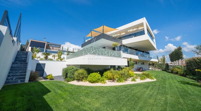 Image No.28-3 Bed Villa for sale