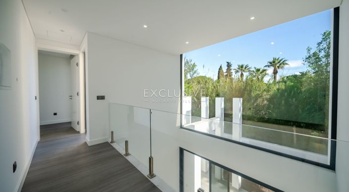 Image No.21-3 Bed Villa for sale