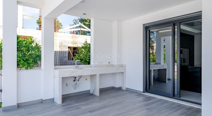 Image No.34-3 Bed Villa for sale