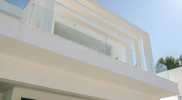 Image No.40-3 Bed Villa for sale