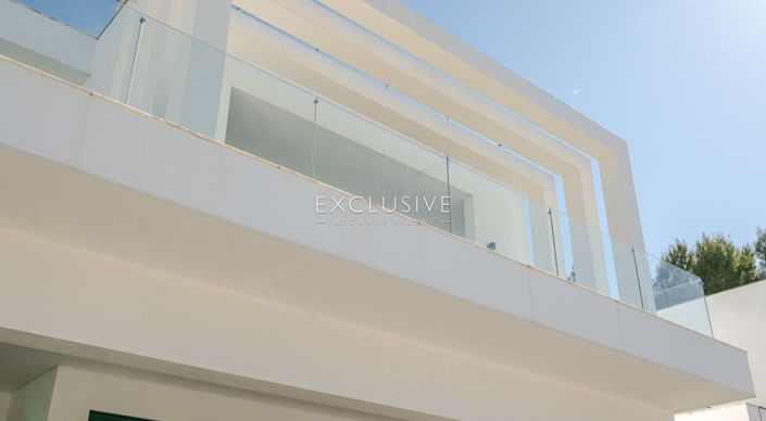 Image No.41-3 Bed Villa for sale