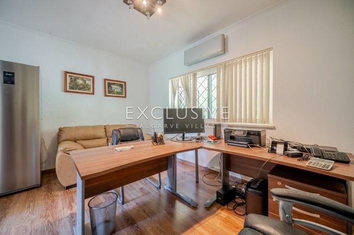 Image No.21-3 Bed Villa for sale