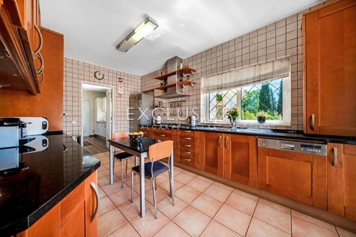 Image No.7-3 Bed Villa for sale