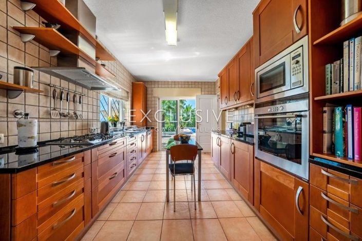 Image No.8-3 Bed Villa for sale