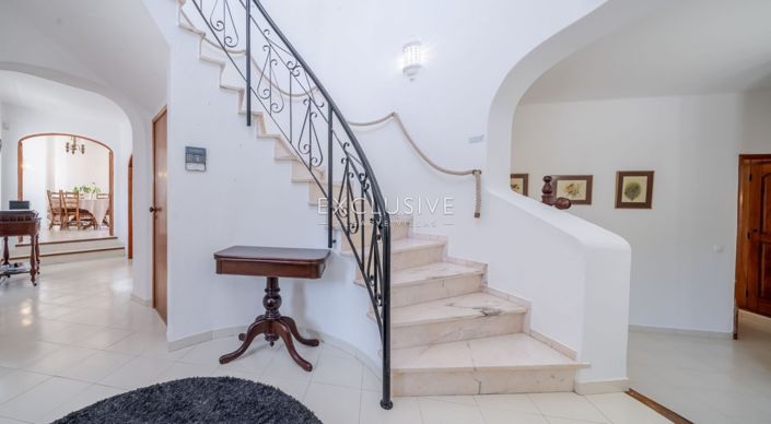 Image No.5-4 Bed Villa for sale