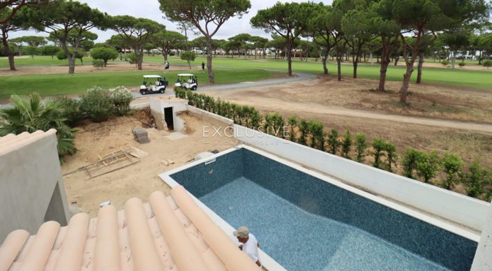 Image No.3-4 Bed Villa for sale