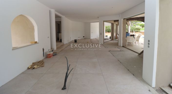 Image No.5-4 Bed Villa for sale