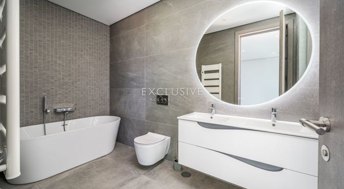 Image No.16-3 Bed Villa for sale