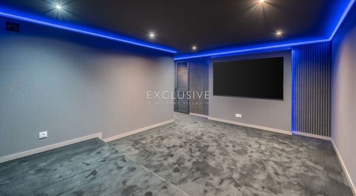 Image No.21-3 Bed Villa for sale