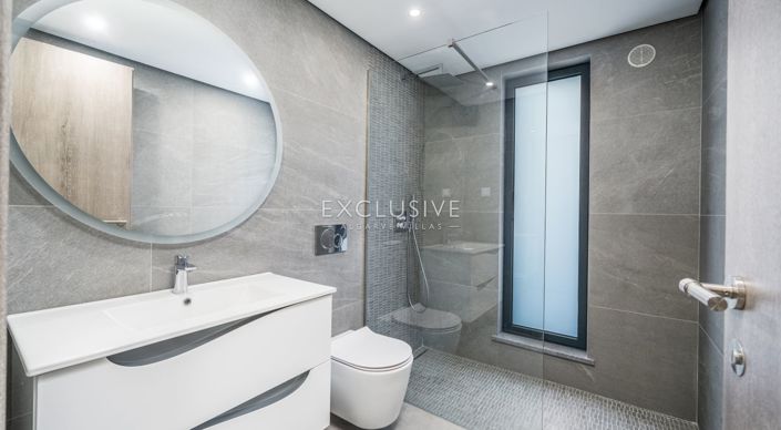 Image No.27-3 Bed Villa for sale