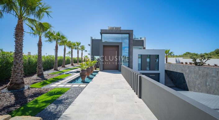 Image No.32-3 Bed Villa for sale