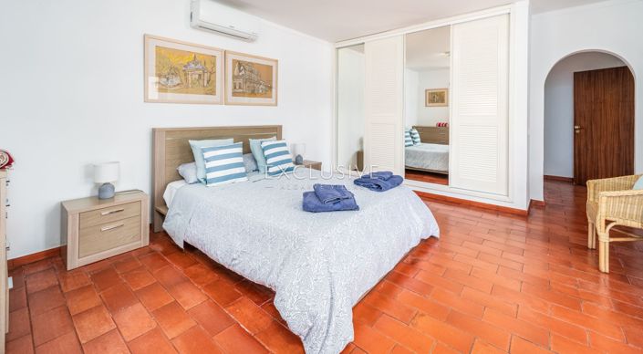 Image No.19-3 Bed Villa for sale