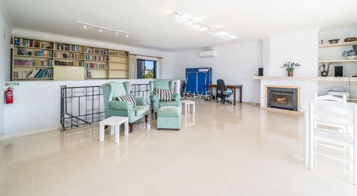 Image No.27-3 Bed Villa for sale