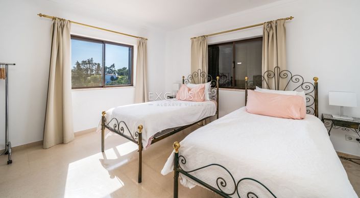 Image No.30-3 Bed Villa for sale