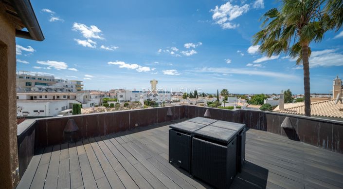 Image No.7-6 Bed Villa for sale