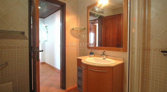 Image No.11-1 Bed Apartment for sale