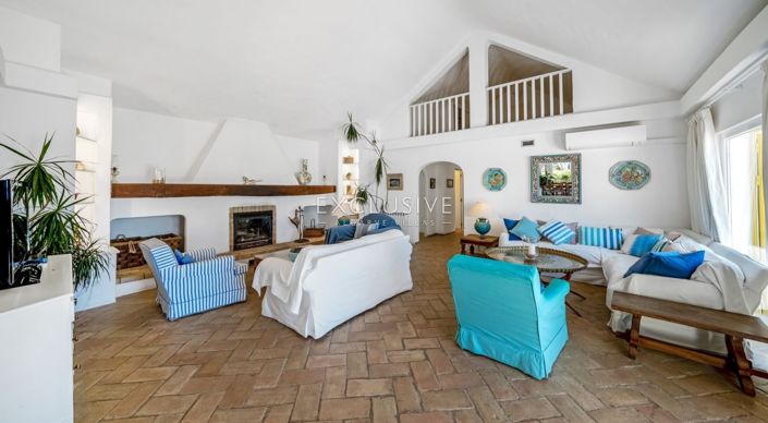 Image No.12-4 Bed Villa for sale