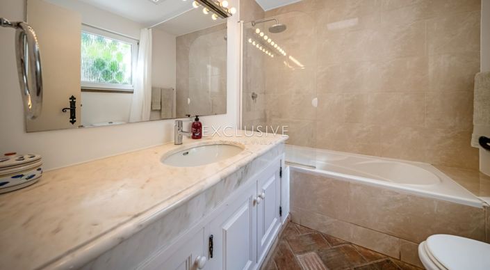 Image No.24-4 Bed Villa for sale