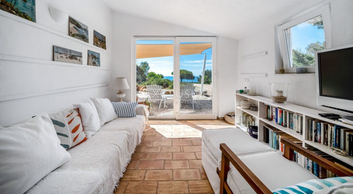Image No.43-4 Bed Villa for sale