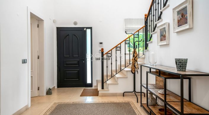 Image No.17-4 Bed Villa for sale