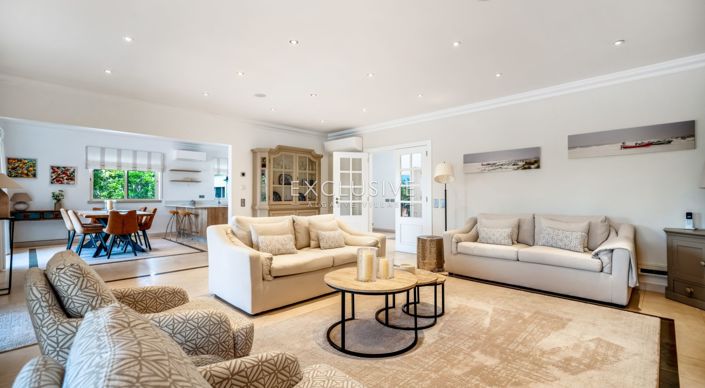 Image No.2-4 Bed Villa for sale