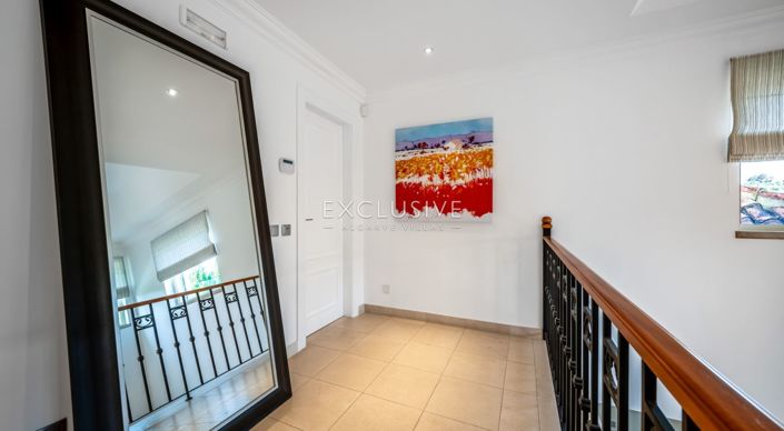 Image No.40-4 Bed Villa for sale