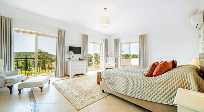 Image No.41-4 Bed Villa for sale