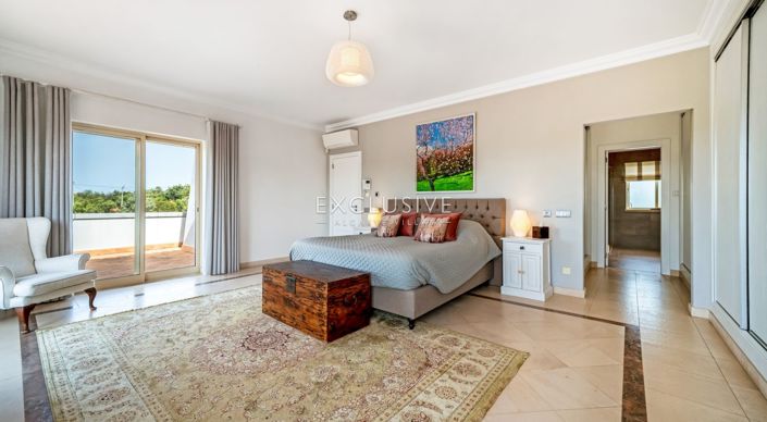Image No.43-4 Bed Villa for sale