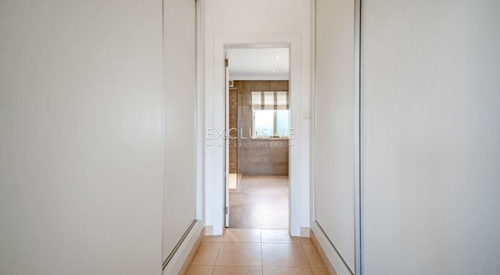 Image No.45-4 Bed Villa for sale