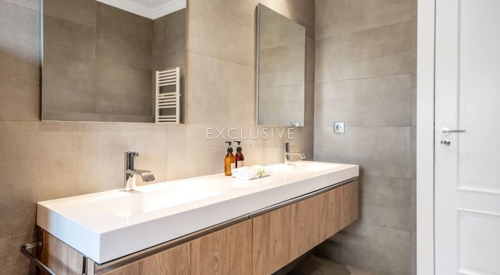 Image No.47-4 Bed Villa for sale