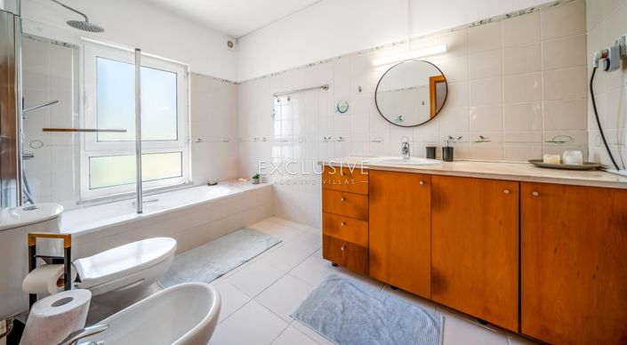 Image No.34-3 Bed Villa for sale