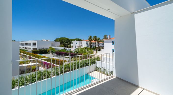 Image No.17-3 Bed Townhouse for sale