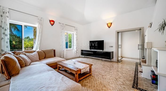 Image No.15-5 Bed Villa for sale