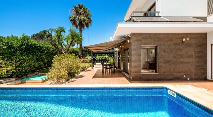 Image No.2-4 Bed Villa for sale