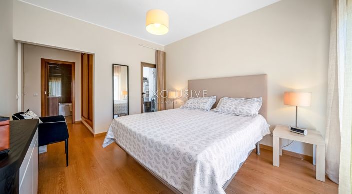 Image No.43-4 Bed Villa for sale