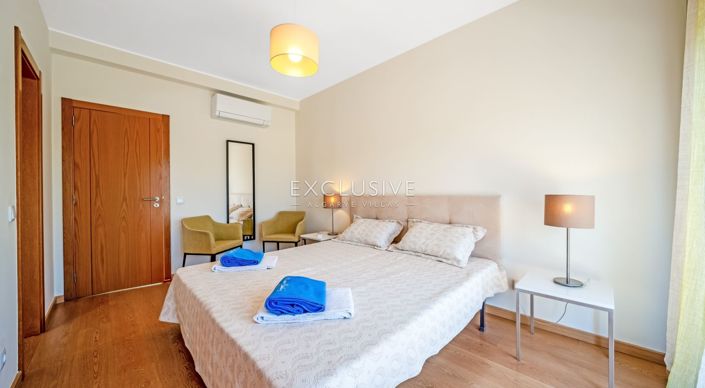 Image No.44-4 Bed Villa for sale
