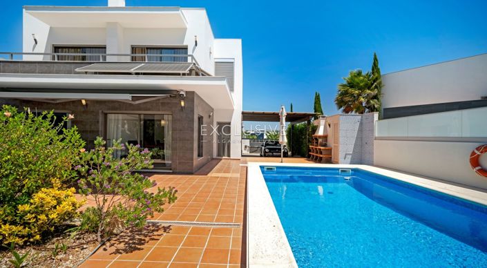 Image No.8-4 Bed Villa for sale